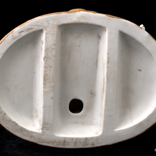 Дама со свитком и двумя путти, Capodimonte, Италия, 1950 гг