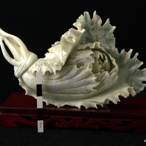 Резной камень "Капуста", нефрит, Китай