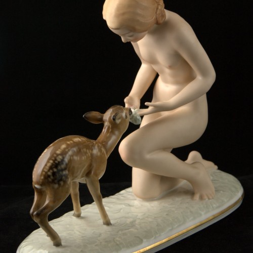 "Лучшие друзья" (девушка с олененком), Hutschenreuther, Германия, 1938-55 гг