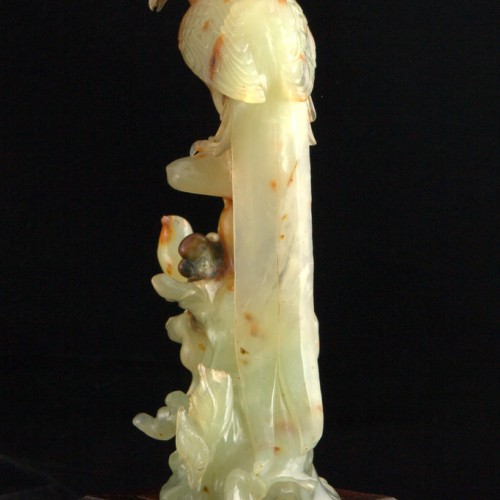 Резной камень "Птица", нефрит, Китай