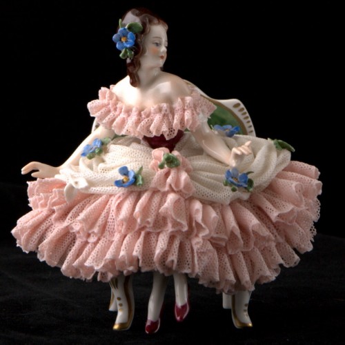 Барышня на диване, кружевная, Volkstedt, Германия