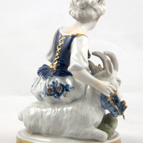 Девушка с козой и виноградом, Unterweissbach, Германия, 1962-90 гг