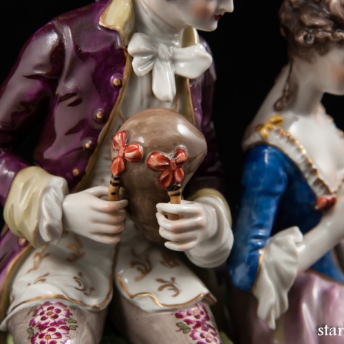 Прекрасная пара с музыкальными инструментами, Ludwigsburg, Германия, кон. 19 - нач. 20 вв