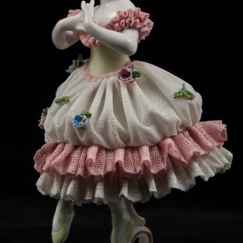 Балерина в платье с зеленым лифом, кружевная, Volkstedt, Германия