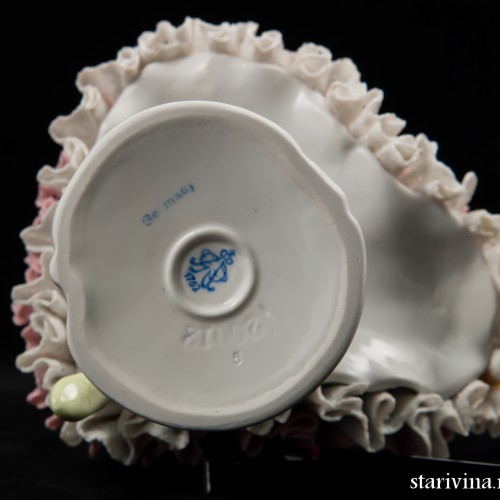 Балерина в платье с зеленым лифом, кружевная, Volkstedt, Германия