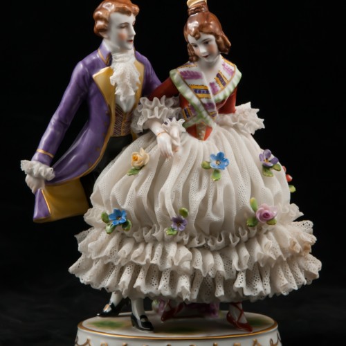 Кавалер и дама в кружевном платье, Muller & Co, Германия, 1907-52 гг