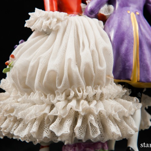 Кавалер и дама в кружевном платье, Muller & Co, Германия, 1907-52 гг