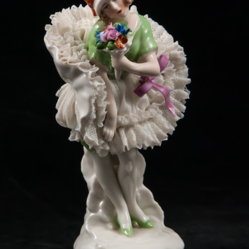 Девушка с букетом, кружевная, АртДеко, Muller & Co, Германия, 1920-30 гг