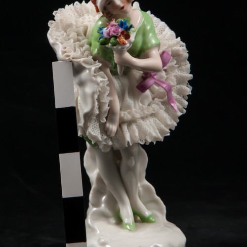 Девушка с букетом, кружевная, АртДеко, Muller & Co, Германия, 1920-30 гг