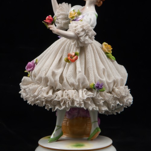 Танцовщица с цветком, кружевная, Muller & Co, Германия, 1907-1952 гг