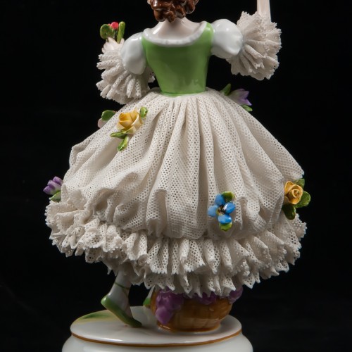 Танцовщица с цветком, кружевная, Muller & Co, Германия, 1907-1952 гг