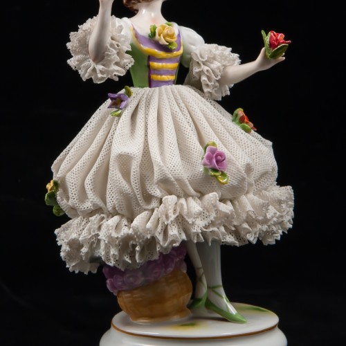 Танцовщица с цветком, кружевная, Muller & Co, Германия, 1907-1952 гг