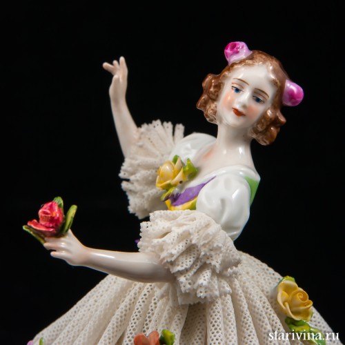 Танцовщица с цветком, кружевная, Muller & Co, Германия, 1907-1952 гг