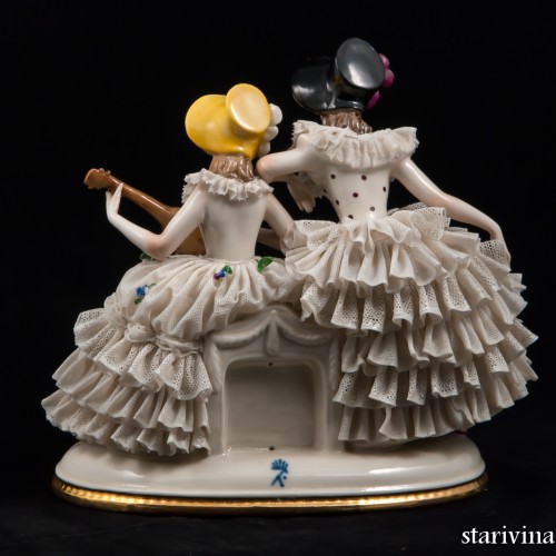 Две кружевницы с мандолиной, Ackermann & Fritze, Германия, до 1940 г