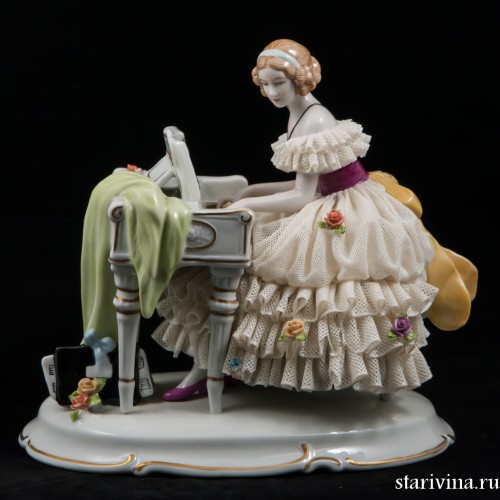 Дама за клавесином, кружевная, Unterweissbach, Германия, 1960-70 гг