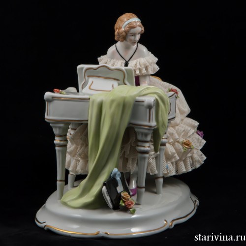 Дама за клавесином, кружевная, Unterweissbach, Германия, 1960-70 гг