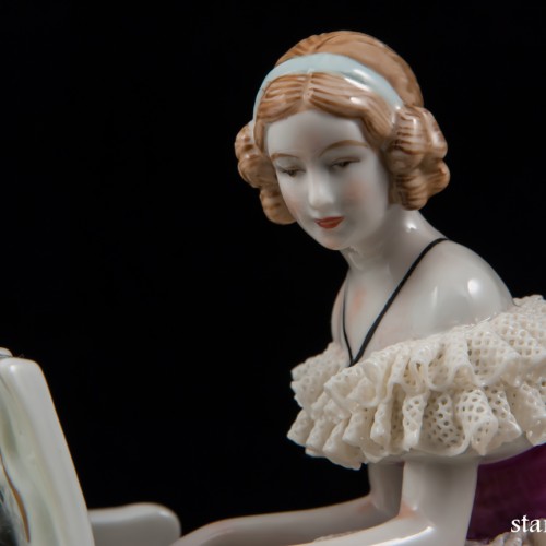 Дама за клавесином, кружевная, Unterweissbach, Германия, 1960-70 гг