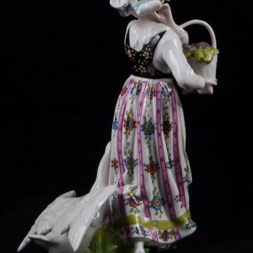 Девушка и гусь, Германия, 1950 гг