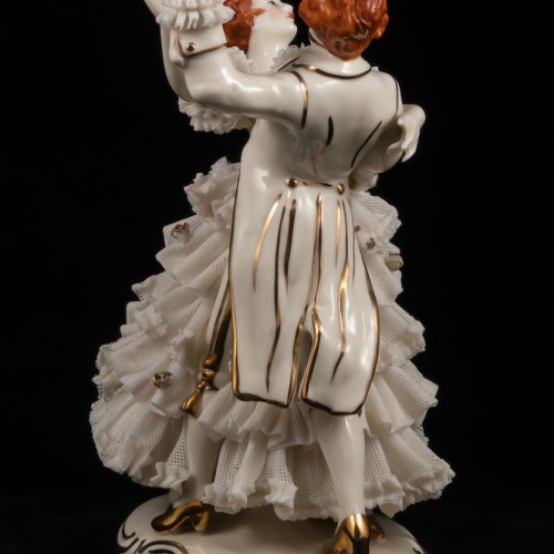 Вальсирующая пара в белом, кружевная, Дрезден, Германия, 1950-60 гг