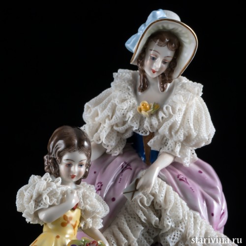 Дама с дочкой, кружевницы, Volkstedt, Германия