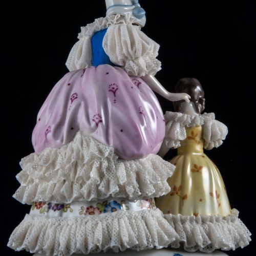 Дама с дочкой, кружевницы, Volkstedt, Германия