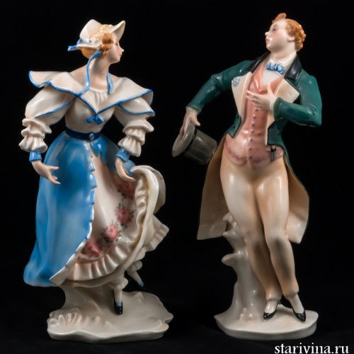 Пара в костюмах сер,19 века, Karl Ens, Германия, 1920 гг