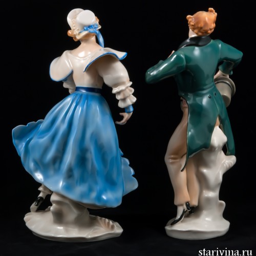 Пара в костюмах сер,19 века, Karl Ens, Германия, 1920 гг