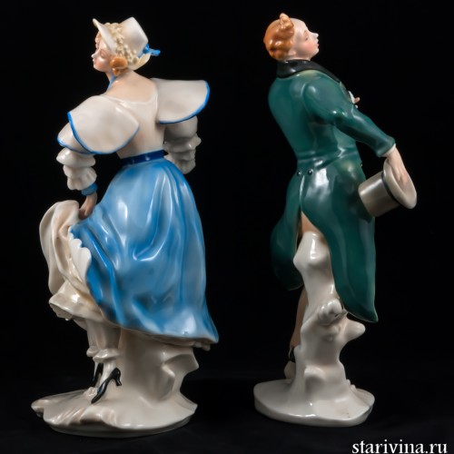 Пара в костюмах сер,19 века, Karl Ens, Германия, 1920 гг