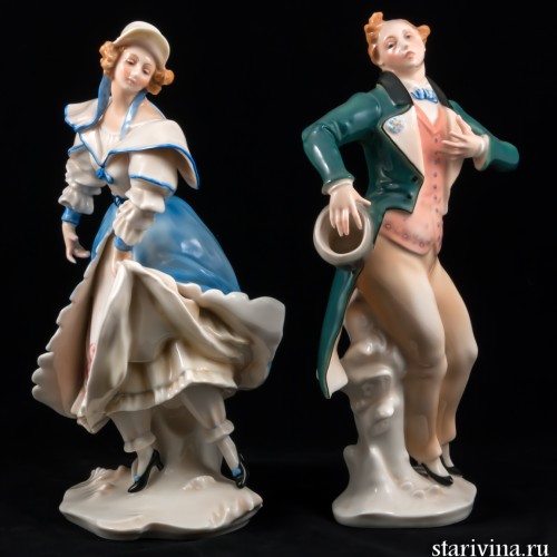 Пара в костюмах сер,19 века, Karl Ens, Германия, 1920 гг