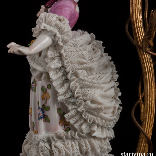 Настольные лампы, Пара в сиреневых костюмах, Muller & Co, Германия, 1907-52 гг