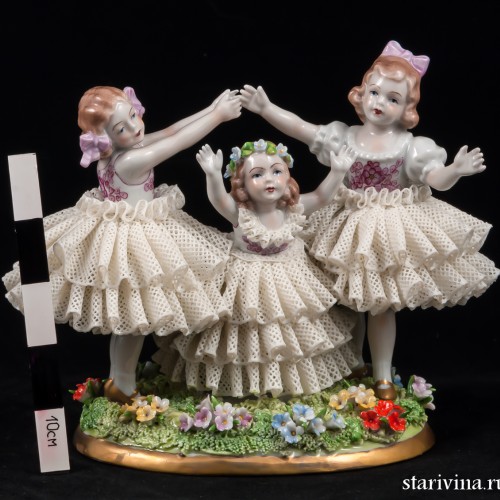 Три девочки, кружевницы, Sitzendorf, Германия