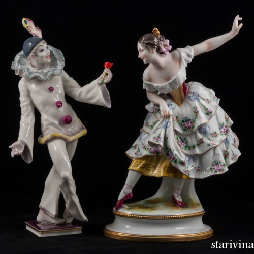 Пьеро с пером на шляпе и тюльпаном, Hutschenreuther, Германия, 1955-68 гг