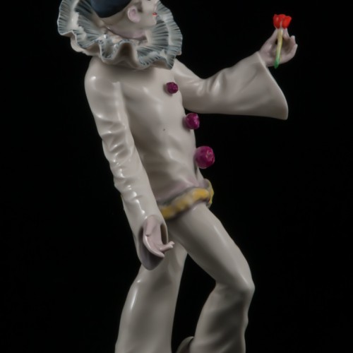 Пьеро с пером на шляпе и тюльпаном, Hutschenreuther, Германия, 1955-68 гг