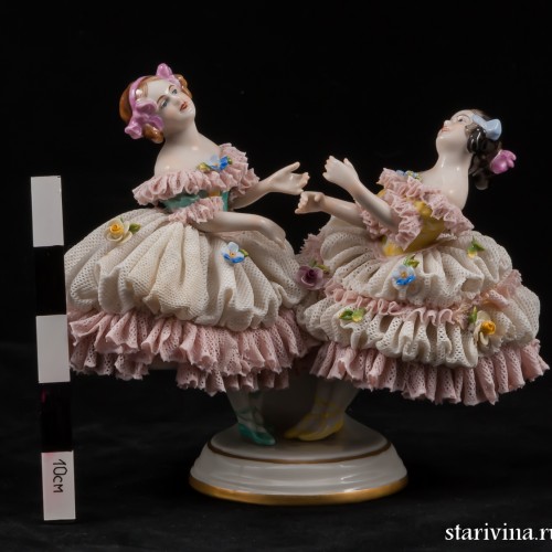 Две девочки, кружевницы, Volkstedt, Германия, 1950 гг