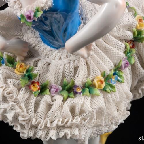 Балерина в пачке с голубым лифом, кружевная, Volkstedt, Германия, 1915-36 гг