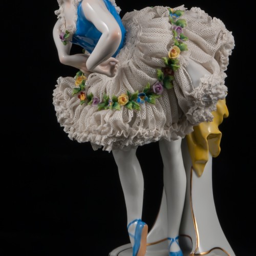 Балерина в пачке с голубым лифом, кружевная, Volkstedt, Германия, 1915-36 гг