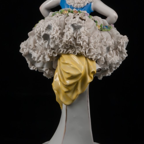 Балерина в пачке с голубым лифом, кружевная, Volkstedt, Германия, 1915-36 гг