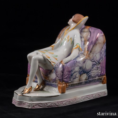 Девушка отдыхающая на кресле, Unger, Schneider & Cie, Германия, 1920-30 гг