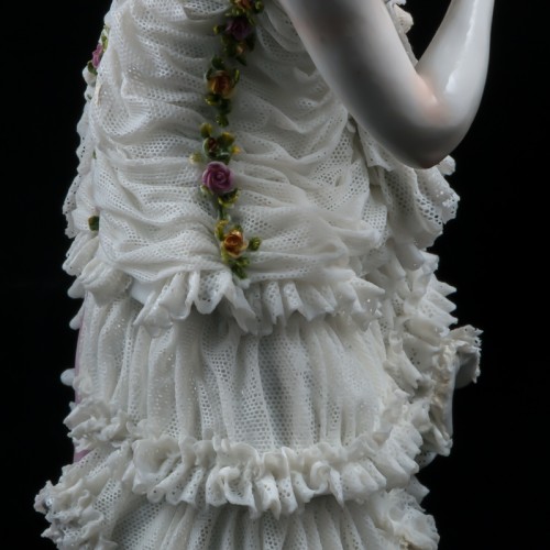 Дама с розовым шарфом, кружевная, Volkstedt, Германия, 1915-34 гг