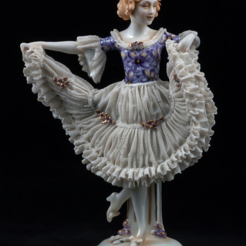 Танцовщица в платье с сиреневым лифом, кружевная, E. A. Muller, Германия, до 1927 г