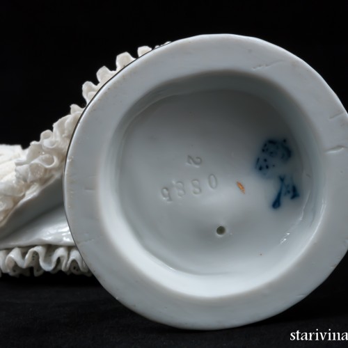 Танцовщица в платье с сиреневым лифом, кружевная, E. A. Muller, Германия, до 1927 г