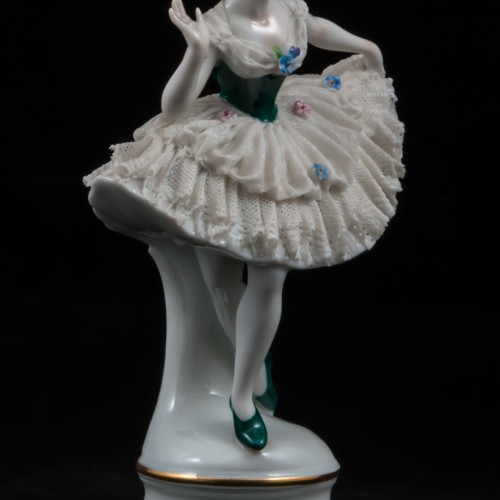 Балерина в пачке с зеленым лифом, кружевная, Volkstedt, Германия, 1915-36 гг