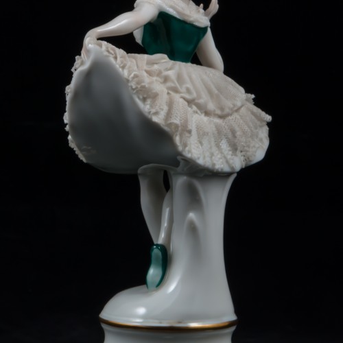 Балерина в пачке с зеленым лифом, кружевная, Volkstedt, Германия, 1915-36 гг