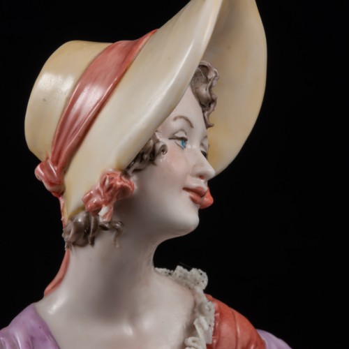 Сидящая дама с корзиной цветов, Bruno Merli, Италия