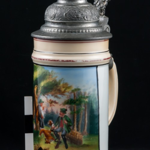 Старинная фарфоровая пивная кружка "Охотники на привале", 1/2л, Германия, 1900 гг