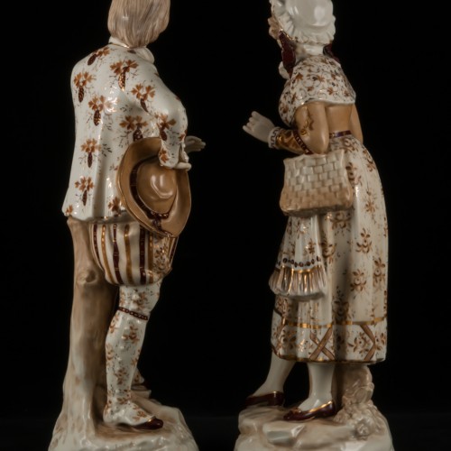 Пара в коричневых костюмах, Volkstedt, Германия, 1884-1894 гг