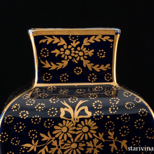 Две старинные вазы, Франция, 19 в