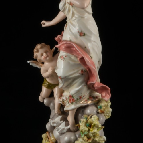 Девушка с Амуром, Volkstedt, Германия, 1886-1894 гг