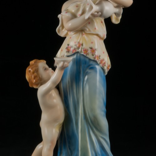 Мама с малышом, Karl Ens, Германия, 1920-30 гг