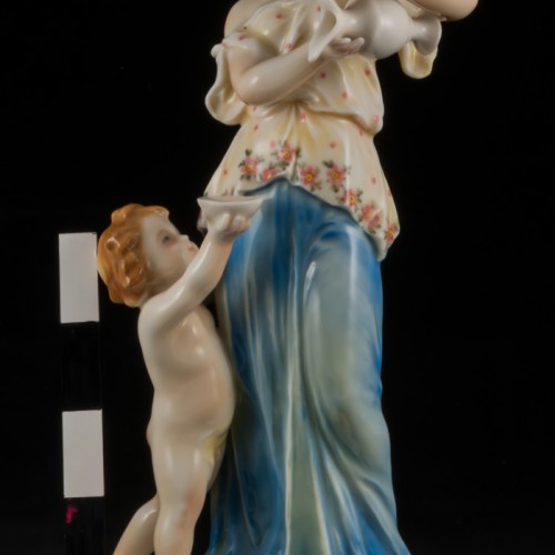 Мама с малышом, Karl Ens, Германия, 1920-30 гг